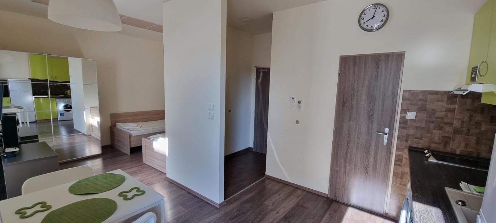 Apartman Panorama Štúrovo Exteriör bild