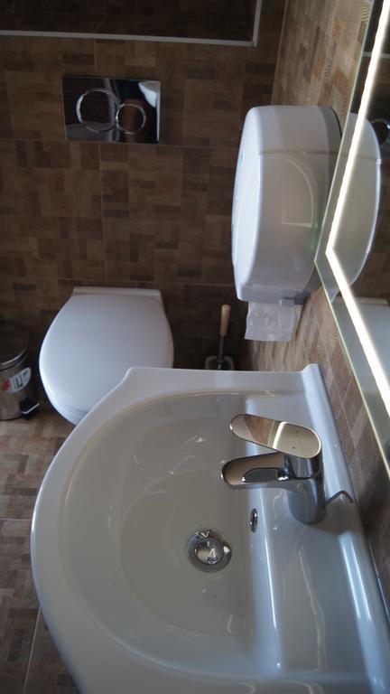 Apartman Panorama Štúrovo Exteriör bild
